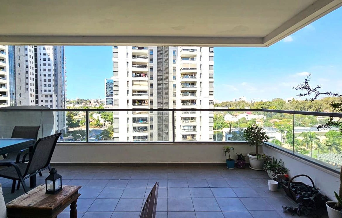 דירה למכירה בהוד השרון, רחוב עזר ויצמן, מתחם 1200 היוקרתי בהוד השרון | קציר נכסים ייעוץ ותיווך נדל