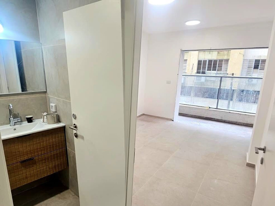 דירה להשכרה בהוד השרון ברחוב תל חי | קציר נכסים ייעוץ ותיווך נדל"ן